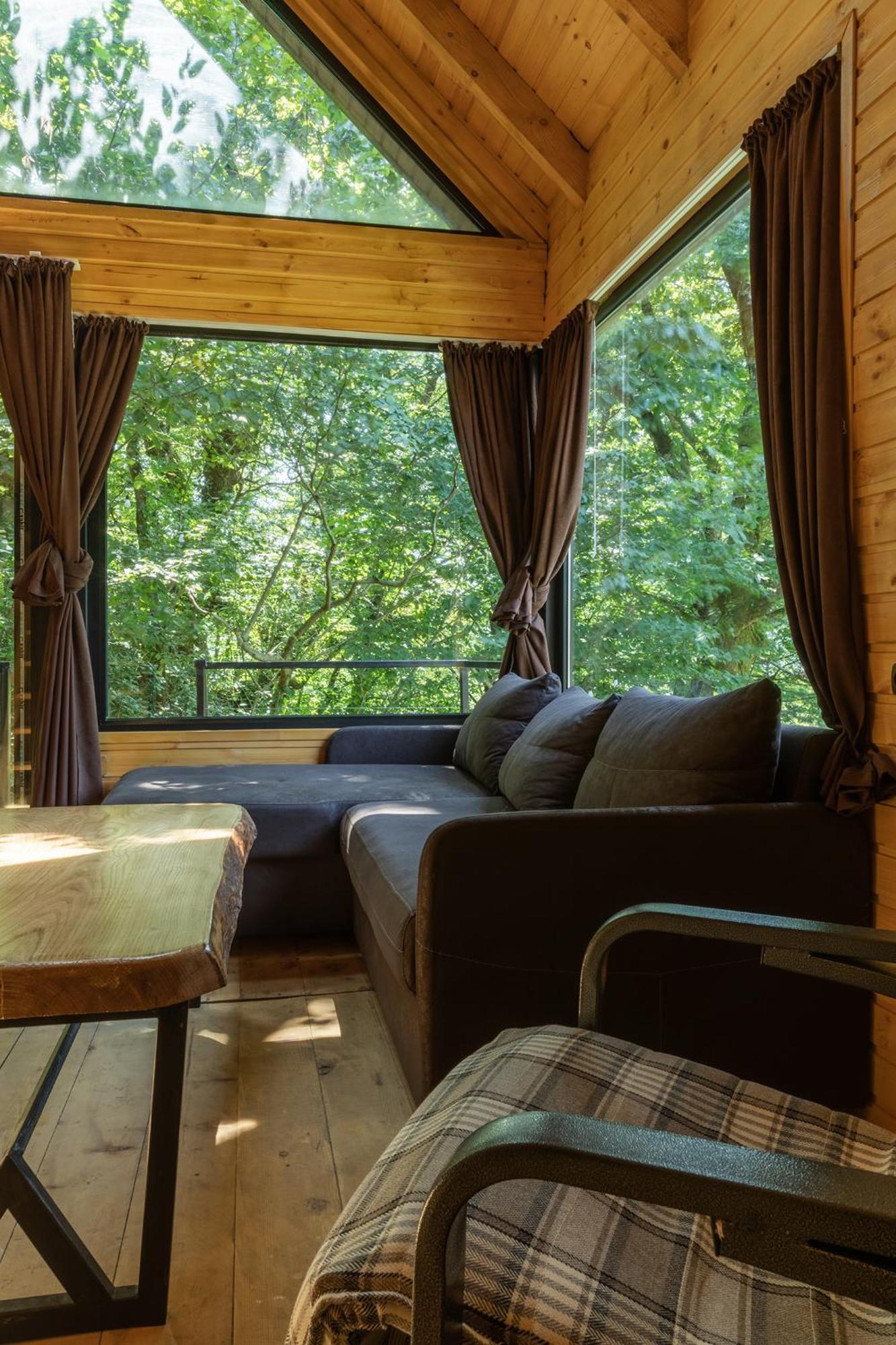 Woodpecker Georgia Otel Batum Dış mekan fotoğraf