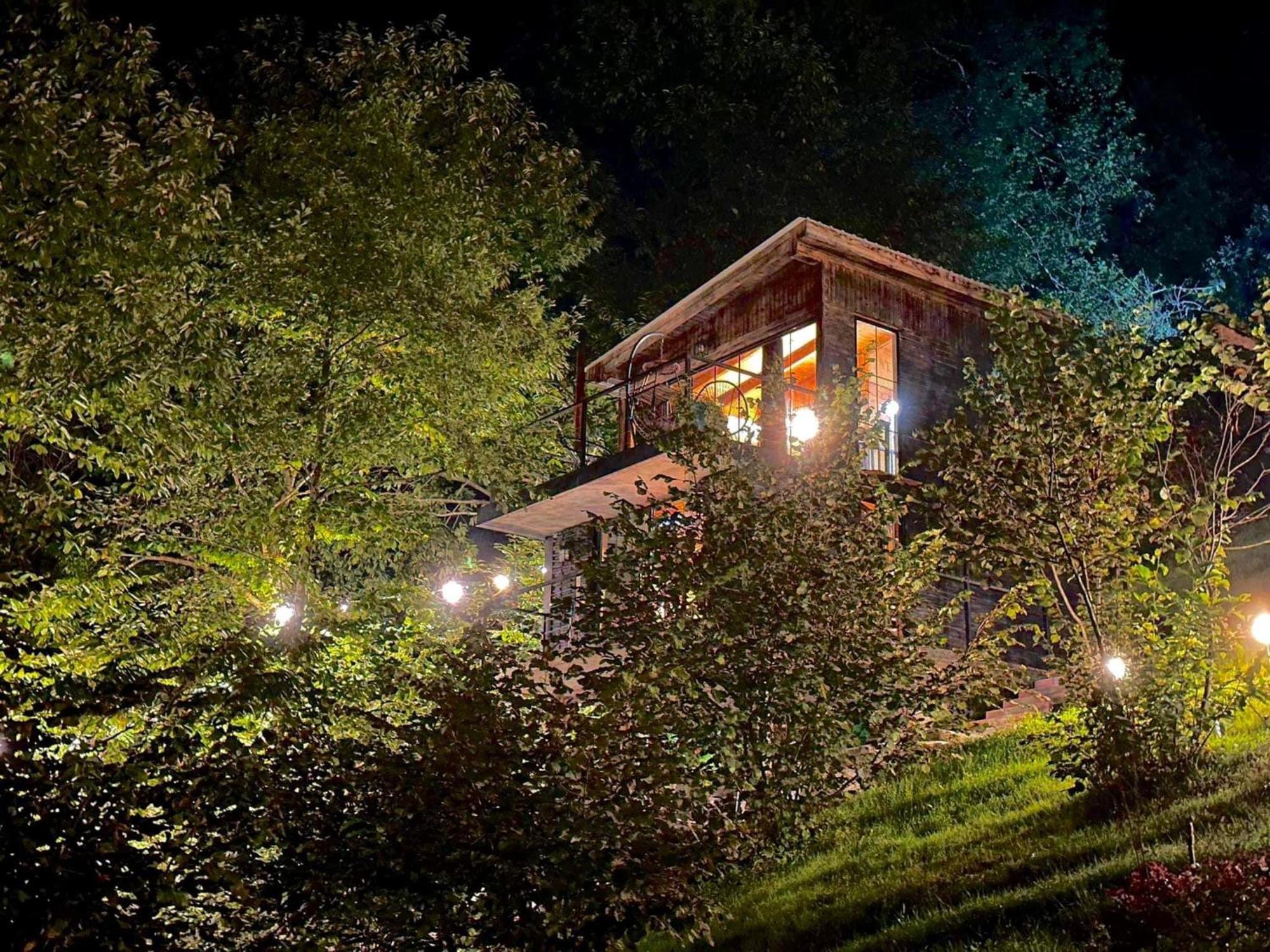 Woodpecker Georgia Otel Batum Dış mekan fotoğraf